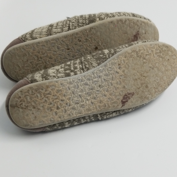 *BLACK FRIDAY SALE* TOMS Gray Knit Faux Fur Lined Flats sz 7.5 - Picture 4 of 5